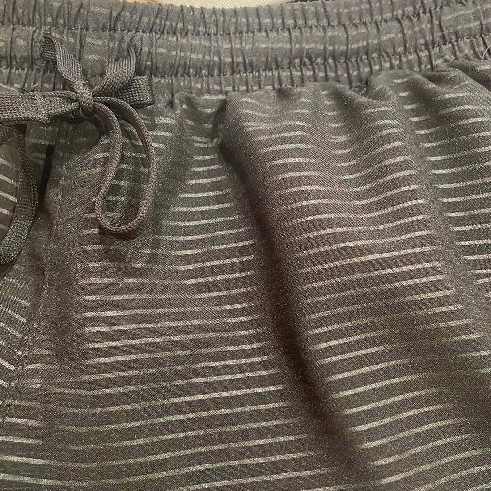 ❗️BUNDLE SALE 4 for $20✨HP✨Activewear Shorts FREE Cap - Picture 4 of 9